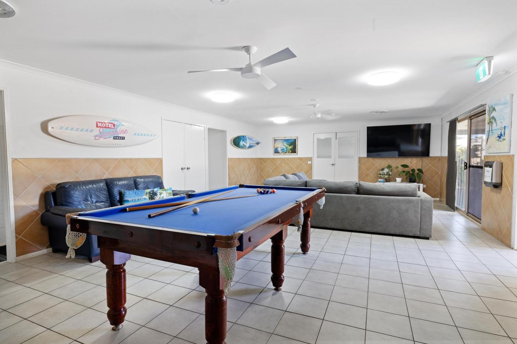 Motel Sunshine Coast Caloundra Exteriör bild